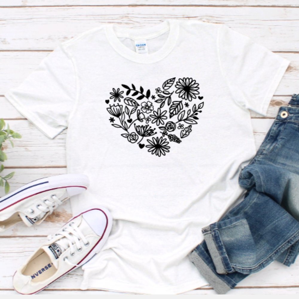 Wildflower heart T shirt - White